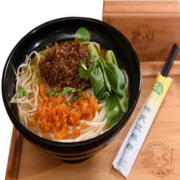 品味地道風味，共贏餐飲未來 仲氏米線產品、門店與加盟服務全解析